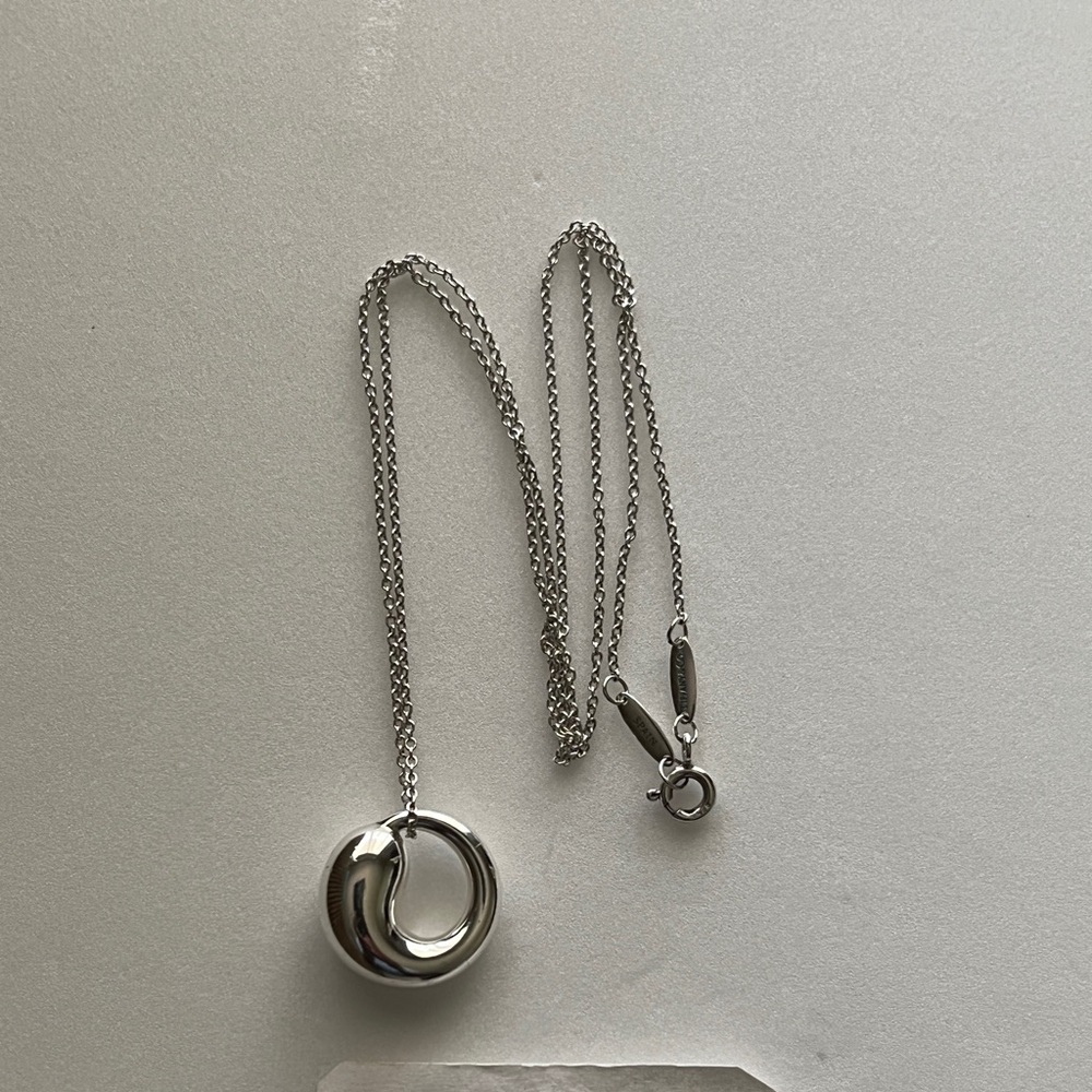 Tiffany and Co Eternal circle neckalce - Picture 2 of 6